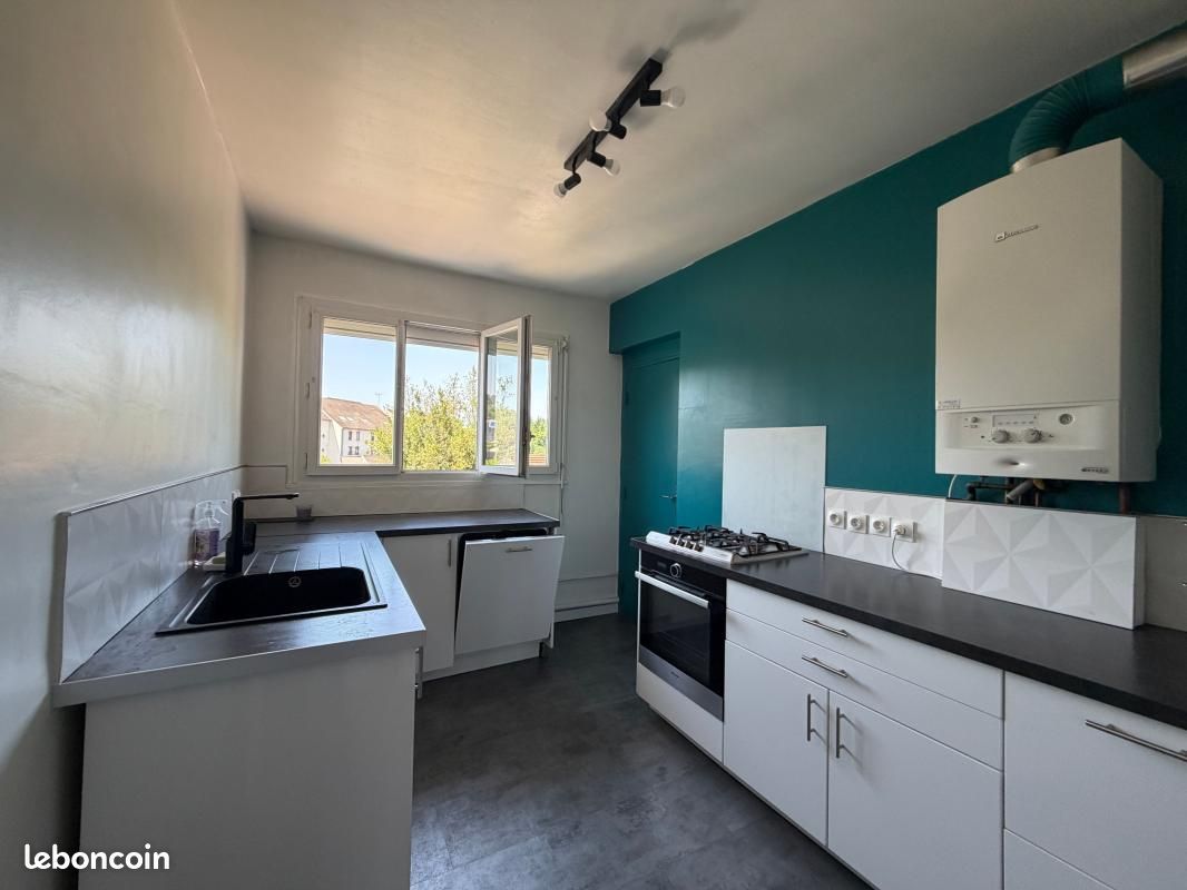 Appartement 3 pièces 68 m² · à Linas · 68 m² · 1 150 €
