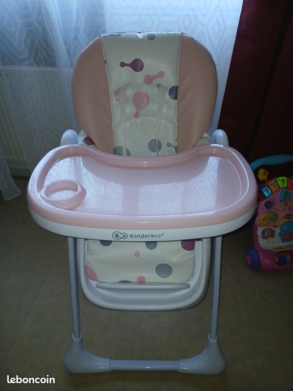 Chaise haute (image 1)
