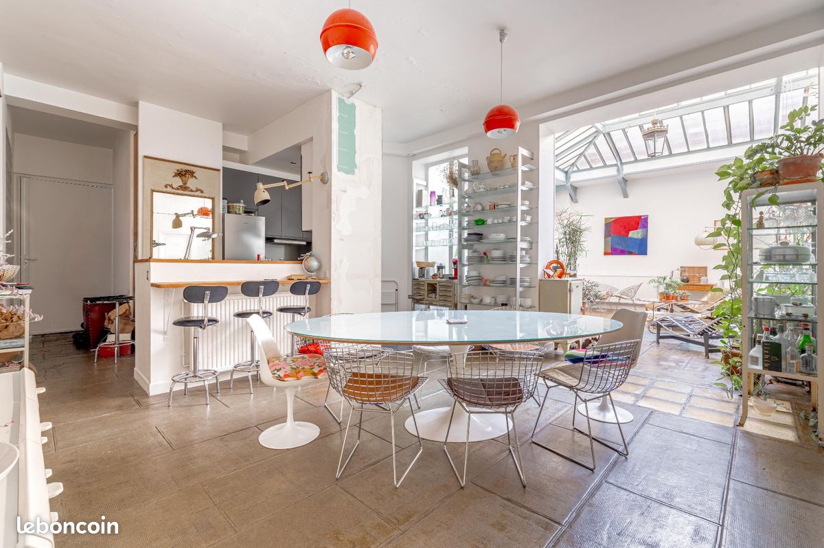 Appartement 8 pièces 353 m²