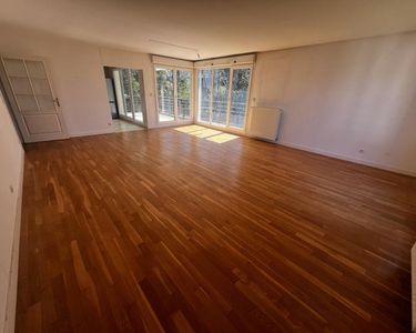 Appartement 600 000 € - 137 m²