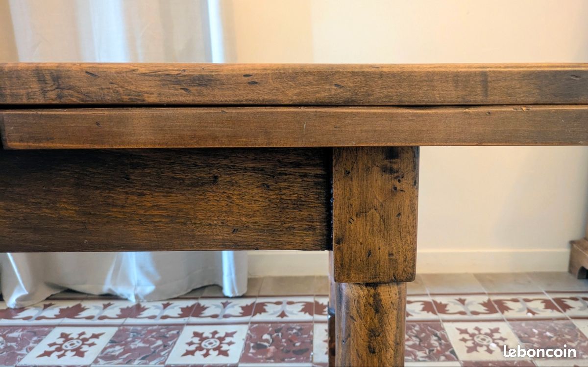 Table ancienne en bois massif avec rallonges intégrées – 142 cm à 245 cm (image 5)