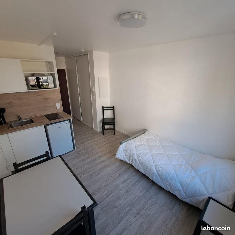 Appartement 1 pièce 17 m² · à Grenoble · 17 m² · 470 €/mois