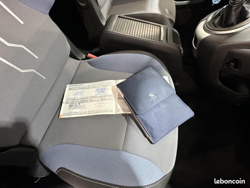 Peugeot Partner Tepee 1.6 BlueHDi 120ch SetS BVM6 +91000KMS (image 19)