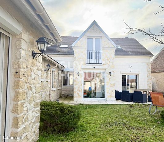 Maison 6 pièces 217 m²