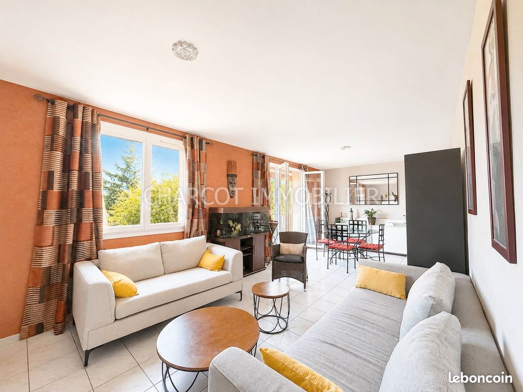Appartement 5 pièces 79 m² · à Lyon · 79 m² · 210 000 €