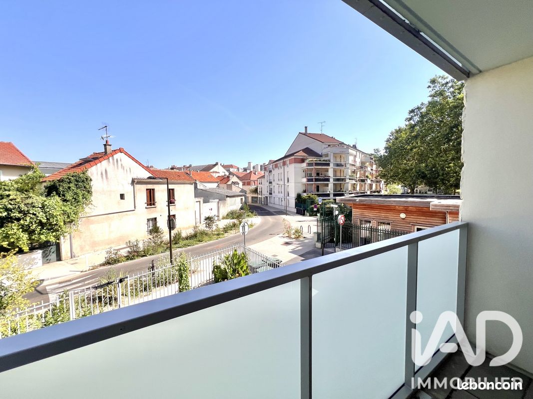 Appartement 2 pièces 44 m² · à Villejuif · 44 m² · 270 000 €