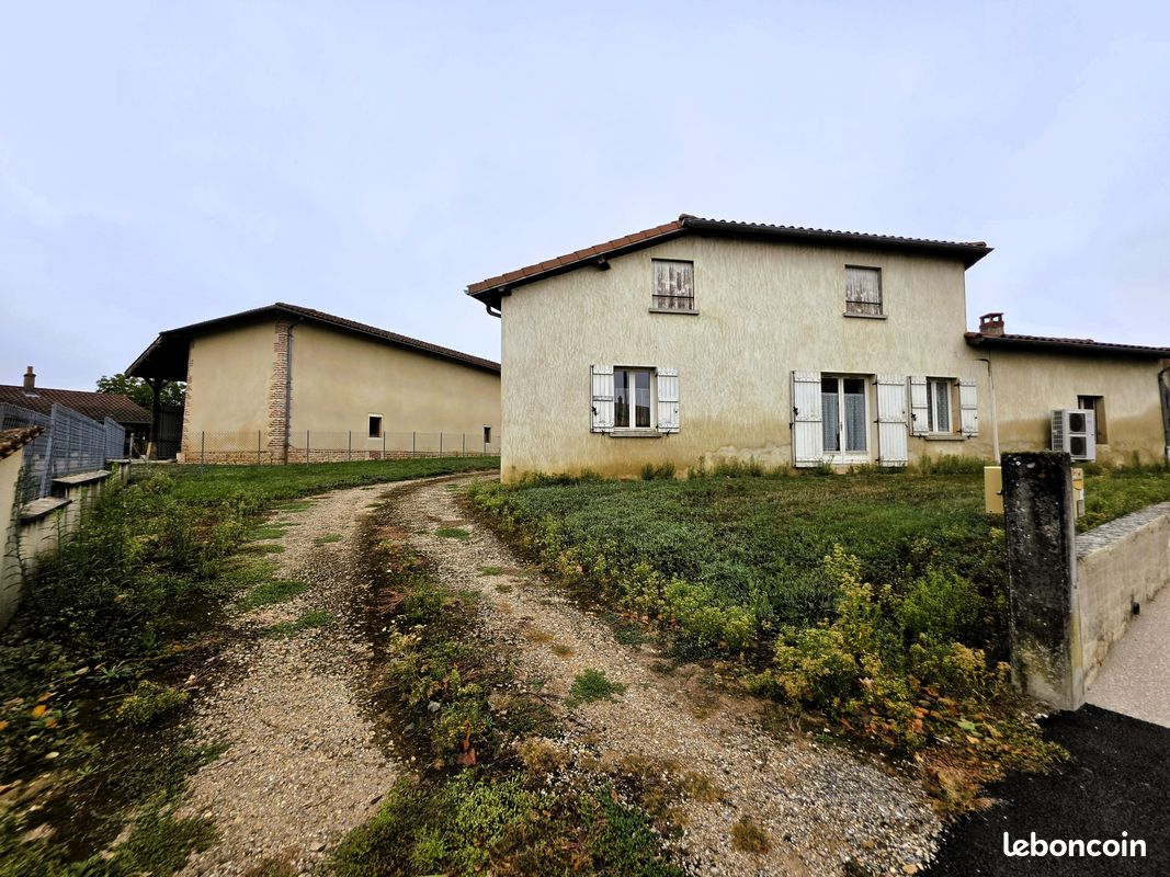 Maison 4 pièces 78 m² · à Saint-Julien-sur-Veyle · 78 m² · 140 000 €