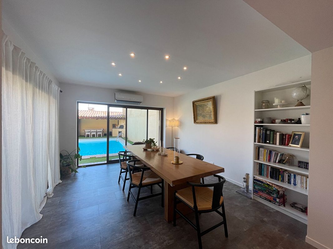 Maison 14 pièces 310 m² · à Caumont-sur-Durance · 310 m² · 649 000 €