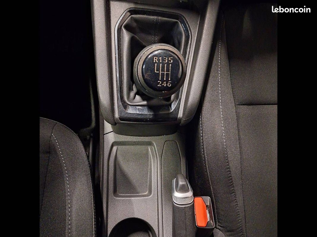 Renault clio societe blue dci 85 air nav (image 22)