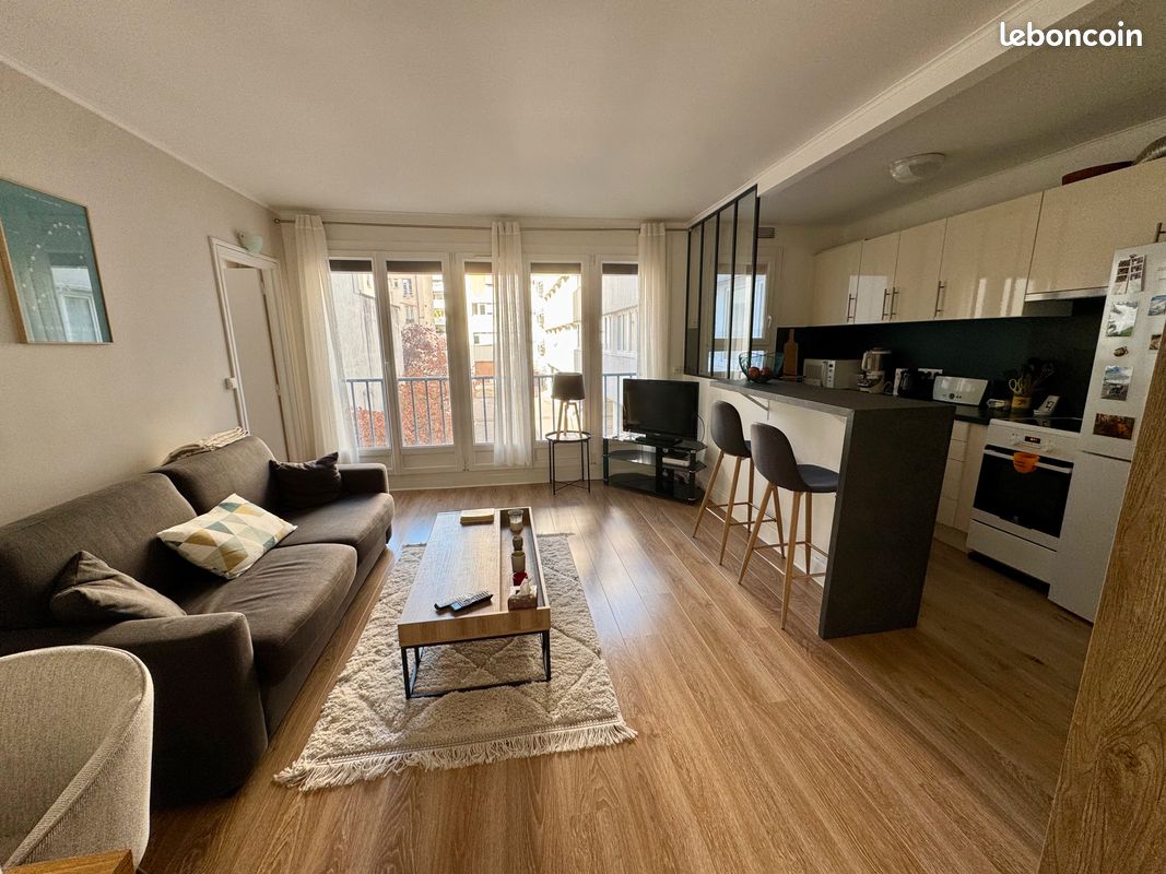 Appartement 2 pièces 43 m² · à Paris · 43 m² · 470 000 €