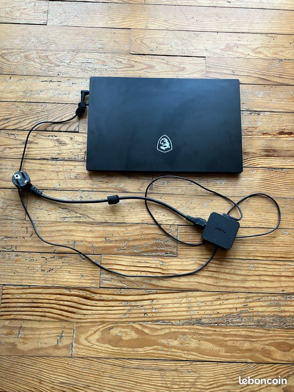 MSI Modern 15 A10M (image 1)