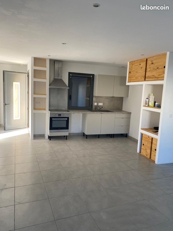 Maison 4 pièces 91 m² · à Marguerittes · 91 m² · 1 050 €/mois