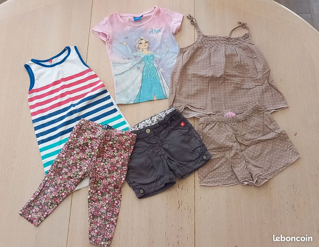 Lot vêtements fille 4 ans (image 1)