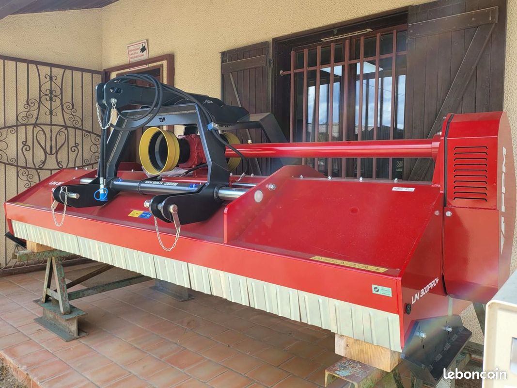FPM Agromehanika Broyeur d'accotement 1.80m (image 7)