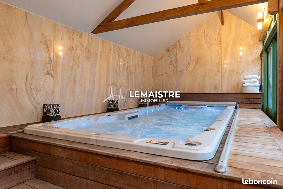 Propriété 10 pièces 253 m² (image 16)