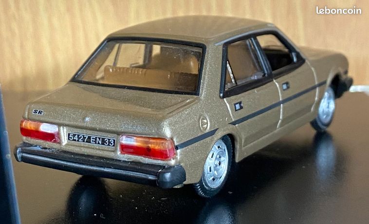 Voiture Miniature Norev Peugeot 305 1977 - Échelle 1/43 - Avec Boîte Collection - Occasion