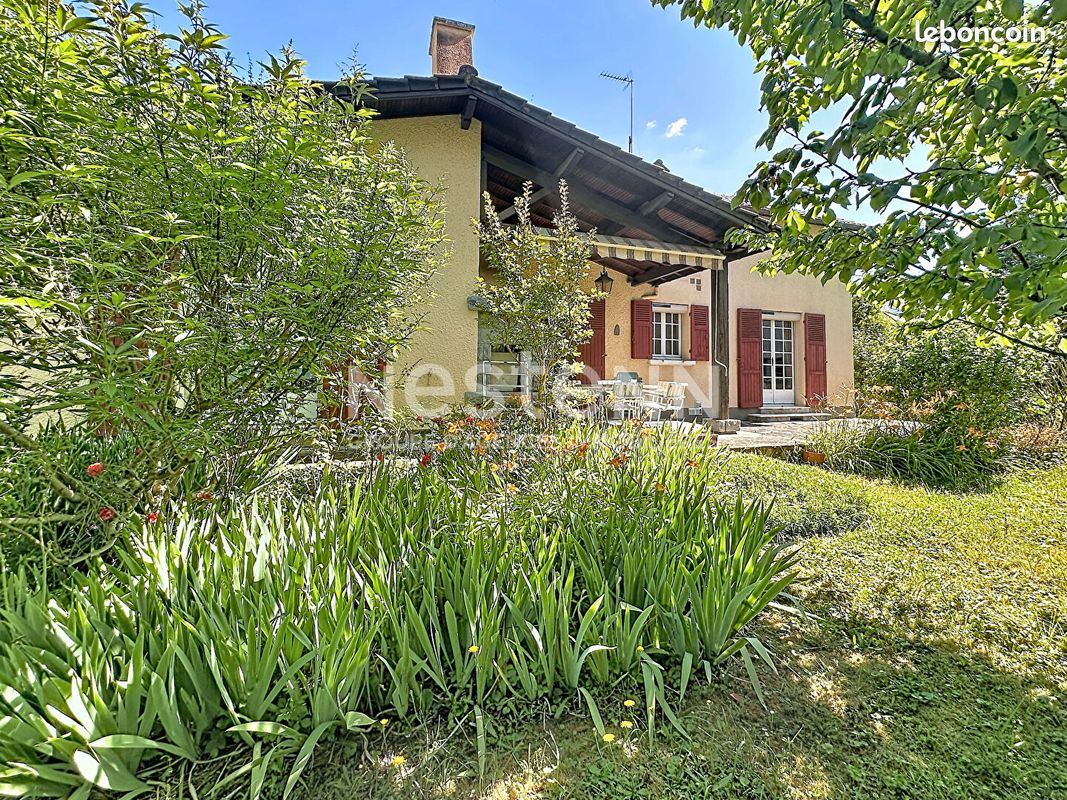 Maison 5 pièces 161 m² · à Bron · 161 m² · 600 000 €