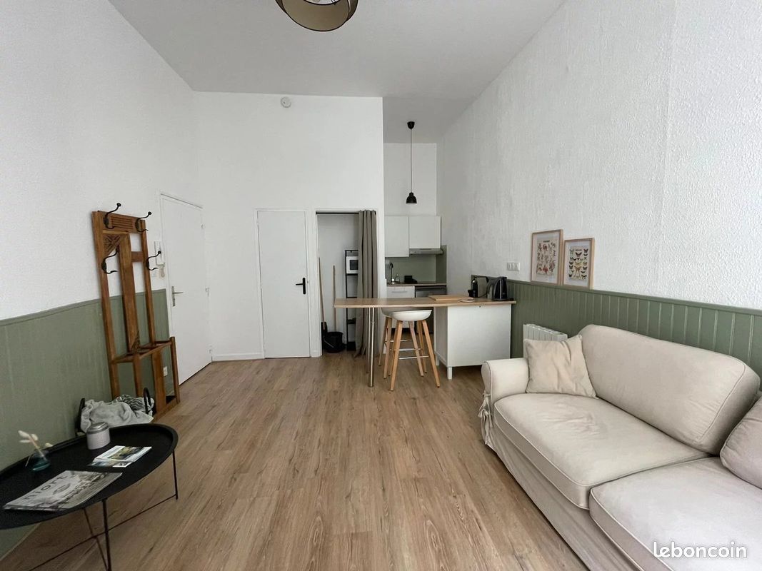 Appartement 1 pièce 25 m² · à Niort · 25 m² · 450 €