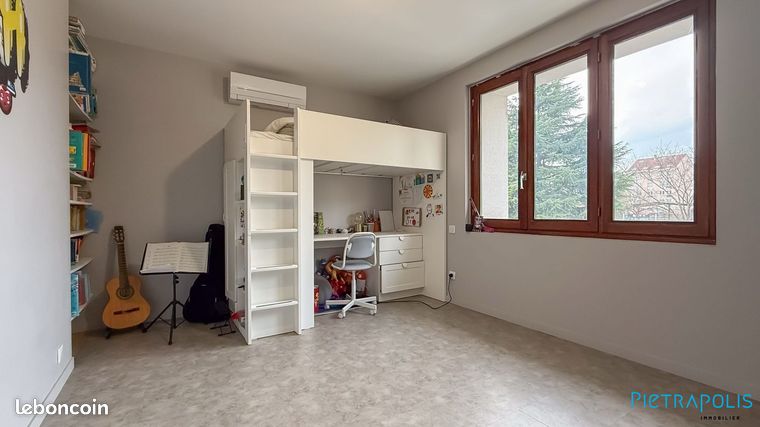 Maison 6 pièces 150 m² — 10