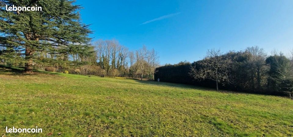 Terrain 567 m² · à Vaux-sur-Seine · 149 000 €
