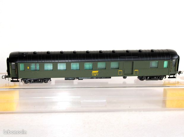 FRANCE TRAINS HO. 244. VOITURE MIXTE VOYAGEURS/FOURGON