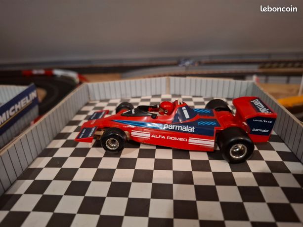Lot Pièces Détachées Circuit Polistil 1/32 + 2 F1 Pour Restauration