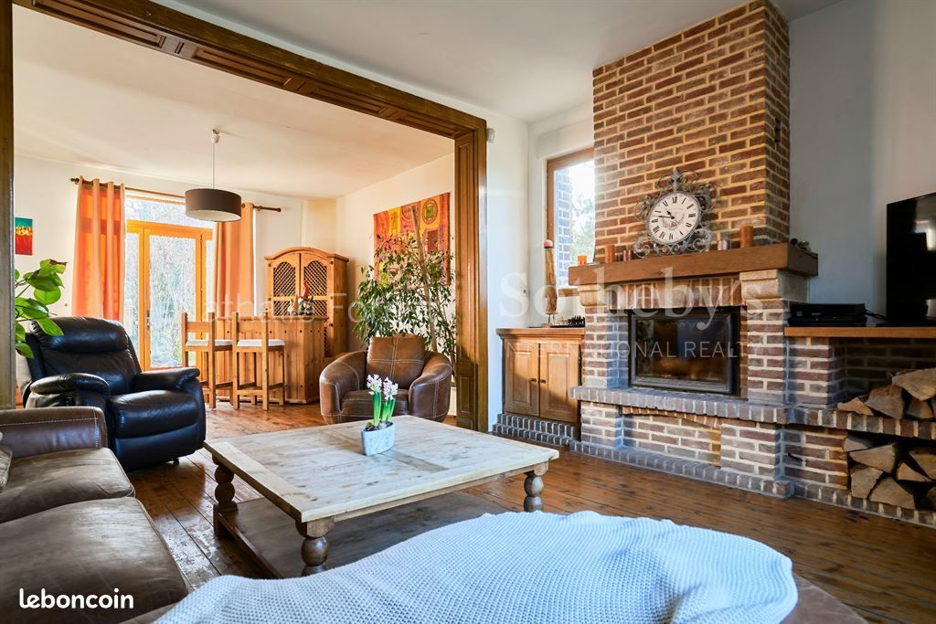 Maison 13 pièces 276 m² · à Bellaing · 276 m² · 328 000 €