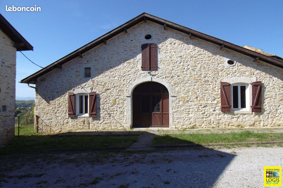 Maison 7 pièces 194 m² · à Saint-Étienne-d'Orthe · 194 m² · 451 000 €