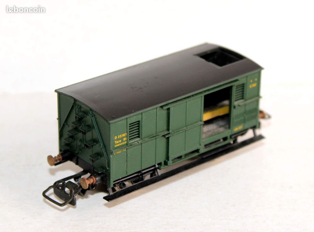Wagon Jouef – Portes Coulissantes Kronenbourg – 673100 – NEUF – Modélisme Ferroviaire