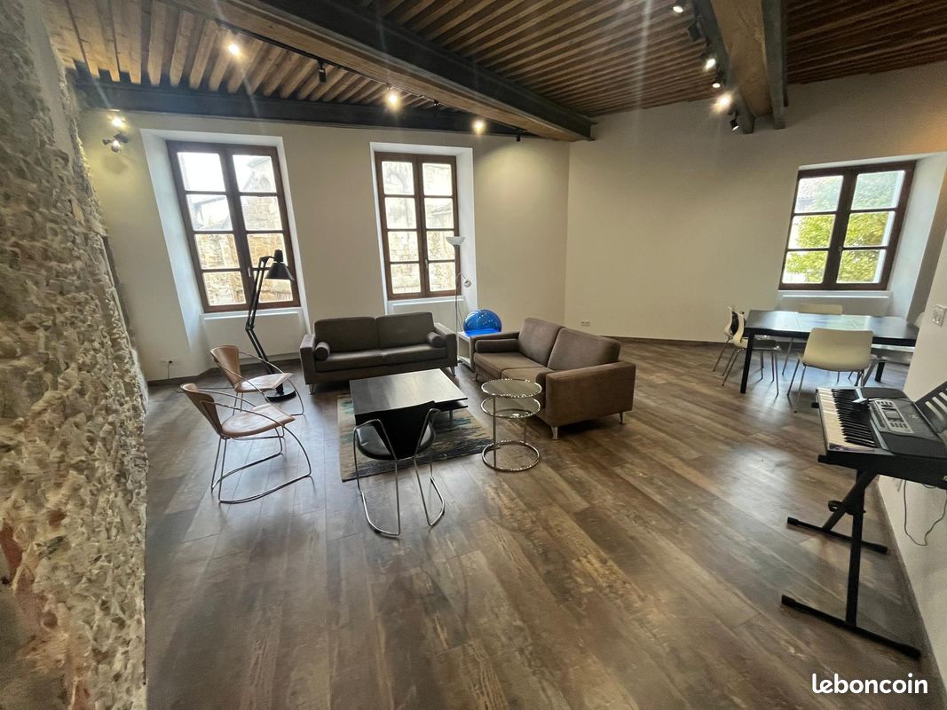 Appartement 5 pièces 100 m² · à Vienne · 100 m² · 1 335 €/mois