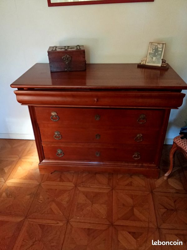 Commode merisier massif style Louis Philippe (image 1)