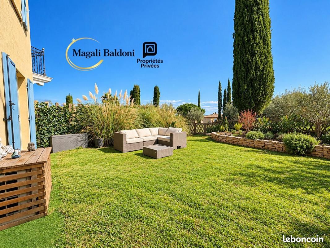 Appartement 2 pièces 44 m² · à Roquebrune-sur-Argens · 44 m² · 221 000 €