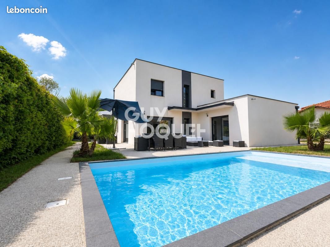 Maison 5 pièces 138 m² · à Saint-Maurice-de-Beynost · 138 m² · 495 000 €