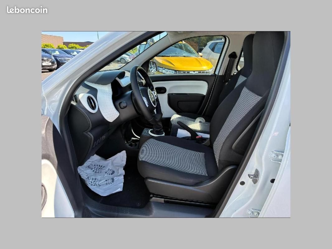 Renault Twingo III 1.0 SCE 70 E6 LIFE TEINTE BLANC (image 10)