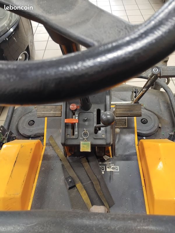 Tracteur tondeuse STIGA Diesel moteur LOMBARDINI (image 4)
