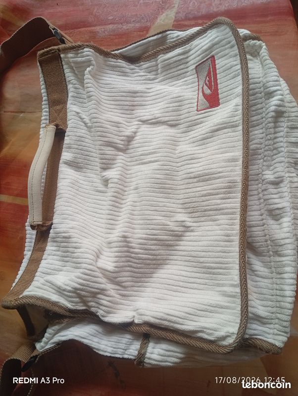 Vend sac bandoulière Quicksilver (image 4)