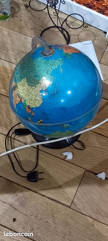GlobeTrotter avec prise (image 1)