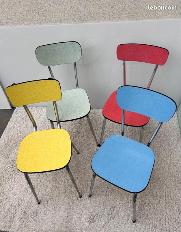 Lot 4 jolies chaises Formica couleur vintage 1970 (image 1)