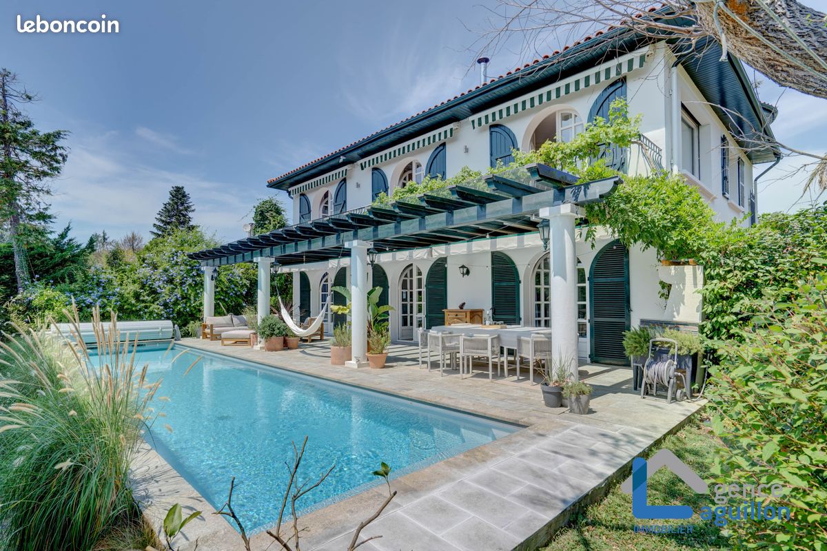 Maison 7 pièces 202 m² · à Hendaye · 202 m² · 1 840 000 €