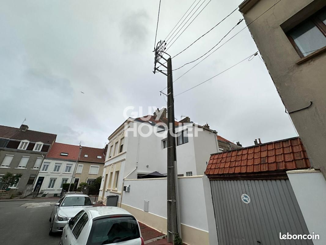 Immeuble 120 m² · à Calais · 120 m² · 155 000 €