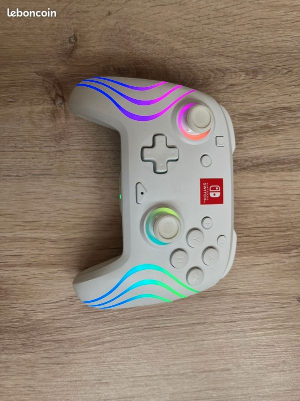 Manette switch pro PDP (image 1)
