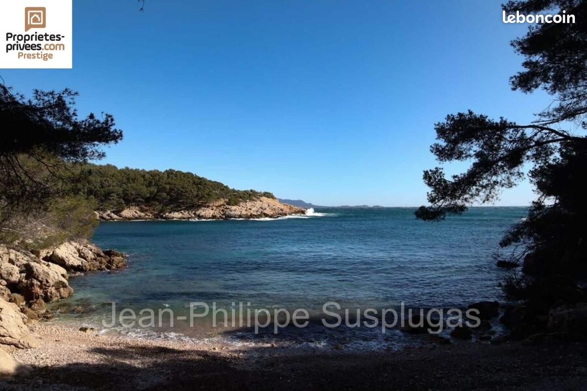 Maison 7 pièces 260 m² · à Saint-Cyr-sur-Mer · 260 m² · 1 449 000 €