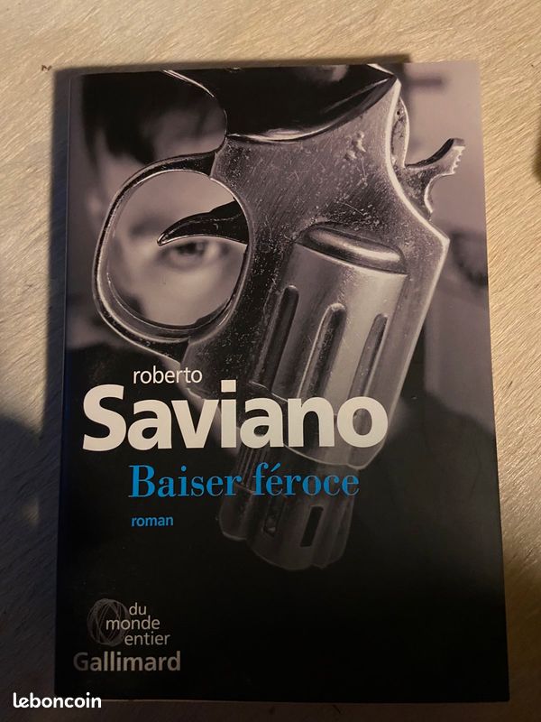 Roberto Saviano (image 1)