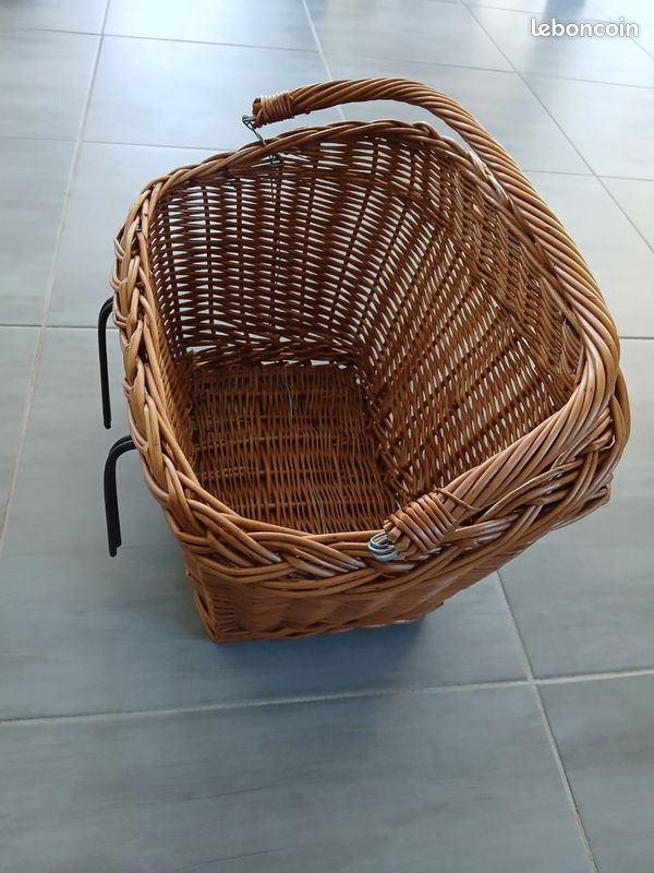 Peterboro Handmade Original Large Bike Basket - London Bicycle Café