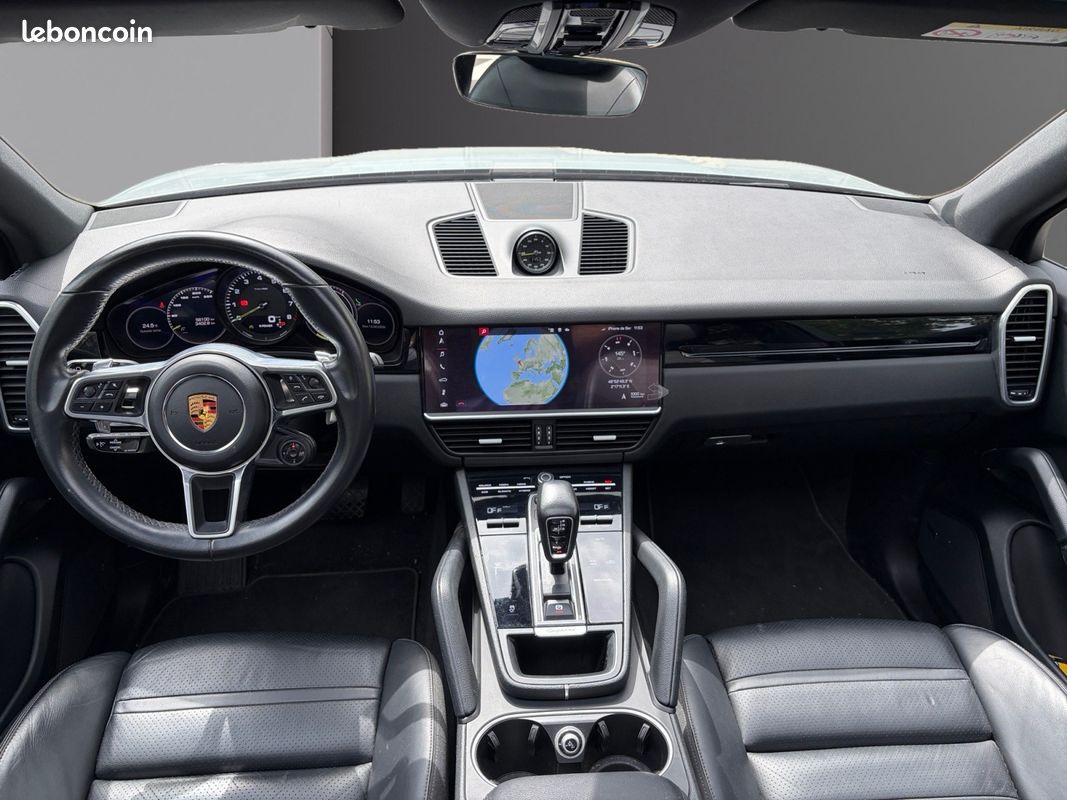 PORSCHE CAYENNE E-Hybrid 3.0 V6 462 ch Tiptronic BVA - FULL OPTIONS - RIEN A PREVOIR - ENTRETIEN A JOUR - PACK CHRON (image 4)
