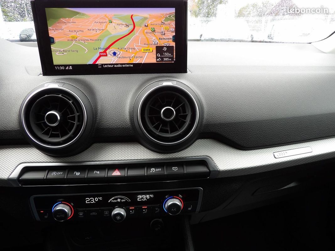 Audi Q2 35 TFSI 150CH S LINE PLUS (image 16)