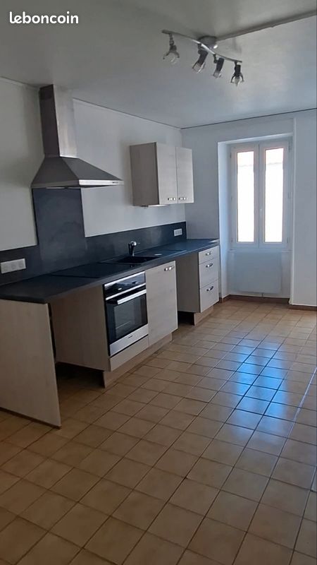 Maison 4 pièces 100 m² · à Ciré-d'Aunis · 100 m² · 153 000 €