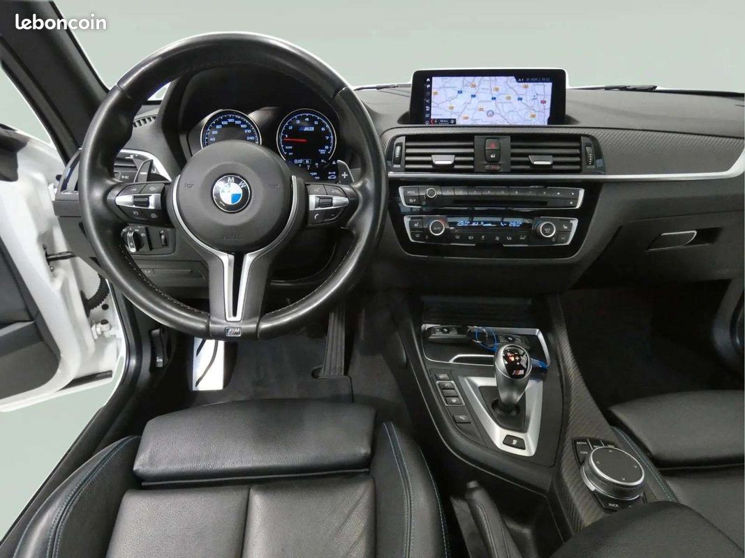BMW M2 COMPETITION 411 ch * DKG Drivelogic * Toit Ouvrant * Carbone * Caméra (image 21)