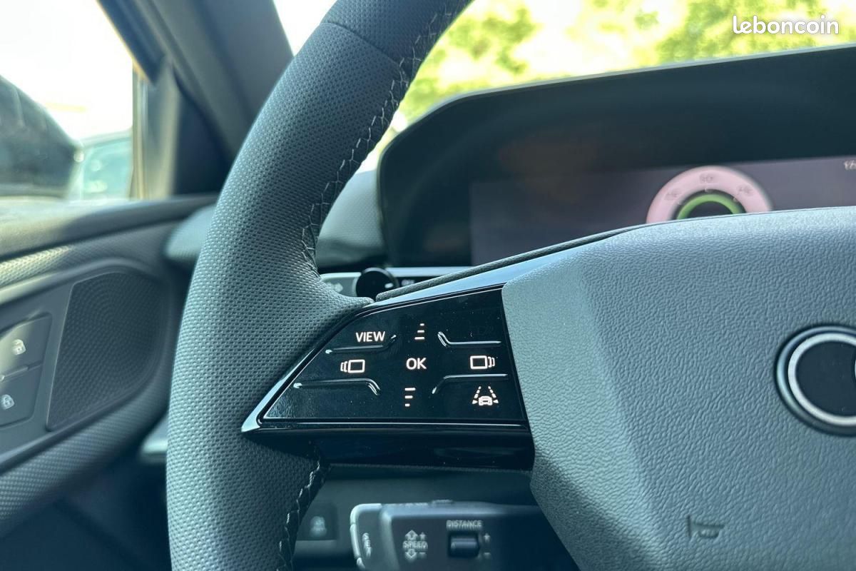 Audi Q3 E HYBRID 272 CH S tronic 6 (image 30)