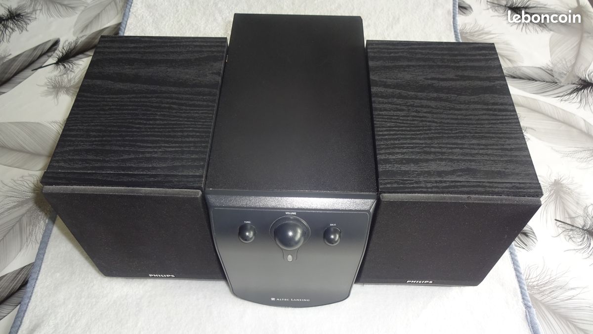 1 Powered Audio System Altec Lansing Model:121I (image 12)